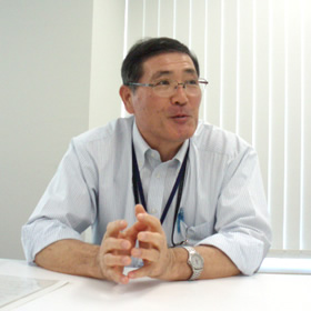 総務部(購買)担当部長 久保正文 氏